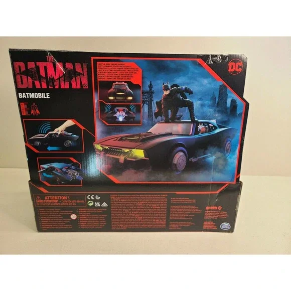 DC The Batman Movie BATMOBILE w/Lights/Sounds & 4.5” Figure 2022 Spin Master NEW